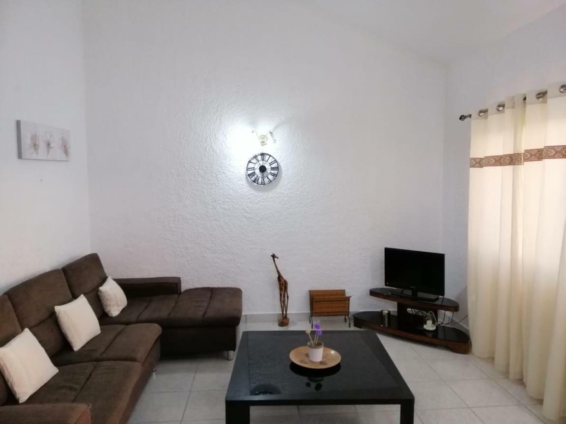 Residence Le Dattier, 2 Bedrooms Apartment, Flic En Flac Ngoại thất bức ảnh